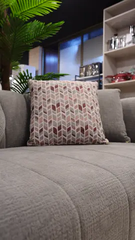 لأنو بيتك بيستاهل الأجمل! ✨ 🛋🌪 رمادي أنيق… بستايل ما بينتسى! 🌪🛋 Melek صالون عصري بلمسات رمادية راقية وتصميم مريح وعالي الذوق 🤍 ستايل معاصر ينسجم مع كل ديكور، وبيحوّل أي غرفة جلوس لمكان بيعكس ذوقك الخاص ✨ اختاروا Melek… ولتكونوا أنتم عنوان الأناقة في كل زاوية من البيت 🏡💫 . . 📍First branch: Beirut, Hadath, Jamous Street 📍Second branch: South - Sarafand 📍Third branch: Jbeil - Halat - Main Street 📍Fourth branch: Zahle - Main Road 📍Fifth branch: Beirut, Jnah 📞 Phone number: 70 679 966 - 81 735 725 . . #RachidiHome #MelekSittingRoom #صالون_رمادي #أثاث_عصري #غرف_جلوس_مودرن #ستايل_راقي #ديكور_معاصر #تفاصيل_بتحكي #أناقة_البيت #تسوق_الآن