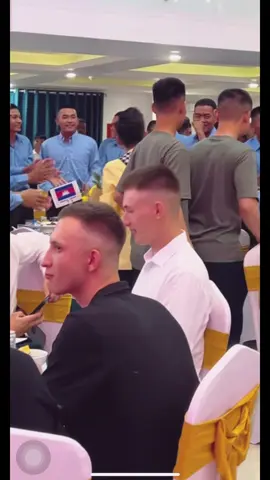 Xem lại Cực phẩm alex đi các bà ưi   :)))))) nhắc nhẹ 2 đồng chí sơ mi trắng lia cam hơi bị nhiều nhó  🐻🐻🐻😝😝😝 #dieubinh #duyetbinh #a80 #quandoinga🇷🇺 #duyetbinh2025 