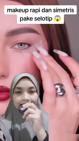 wow hasilnya keren rapi dan simetris 👍  #fyp #viraltiktok #makeup #reaction #makeuphack 