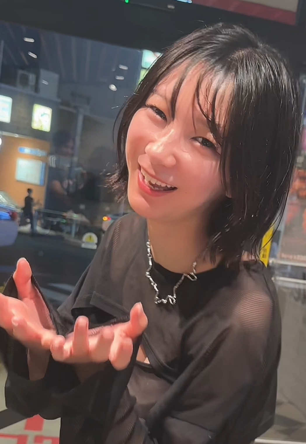 マックにカバン忘れたレイラ