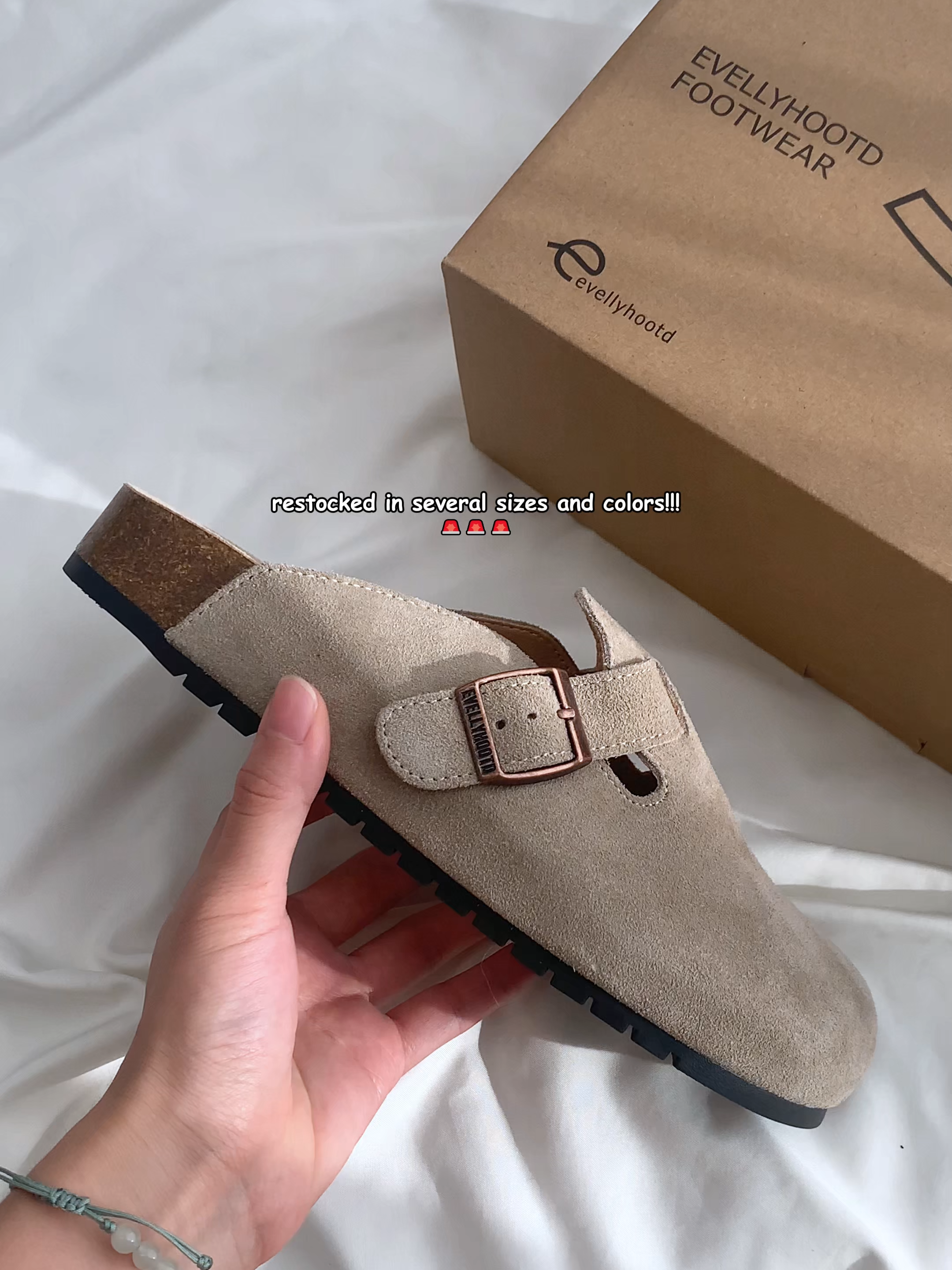 restocked in several sizes and colors!!!🚨🚨🚨#90 #style #fashion #suitableforeveryone #90sshoes #barefootshoes #evellyhootd #fall #tiktokmademebuyit #halloweenmakeup #halloween2025 #Christmas #blackfriday #fyp