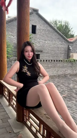 夏天走了#御姐 #微胖 #穿搭 #杨晚柠 #旗袍 