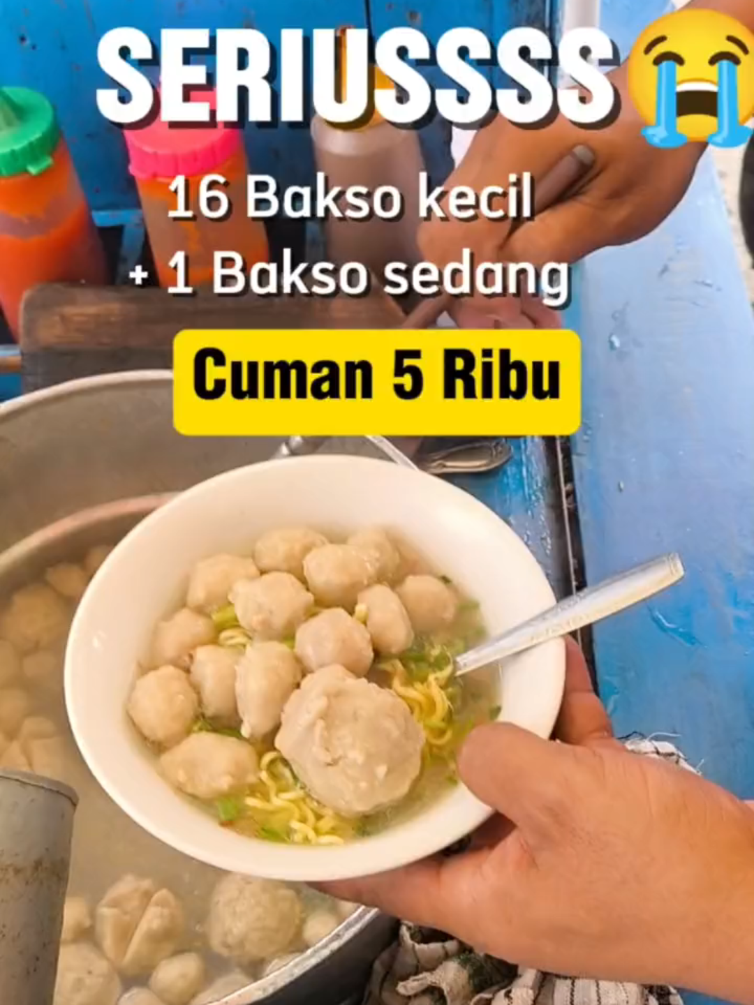 Bakso termurah dan terworthit di harga 5000. Soal rasa menurutku lebih enak dripd bakso pentol pada umumnya.. kuahnya seger. Mienya juga bnyk. Pokoknya untuk harga 5000 ini kemurahenn bngtttt. 📍Bakso pak Sugeng ⏱️09.00- Habis  #baksotermurah#baksotermurahpurbalingga#baksoviralpurbalingga