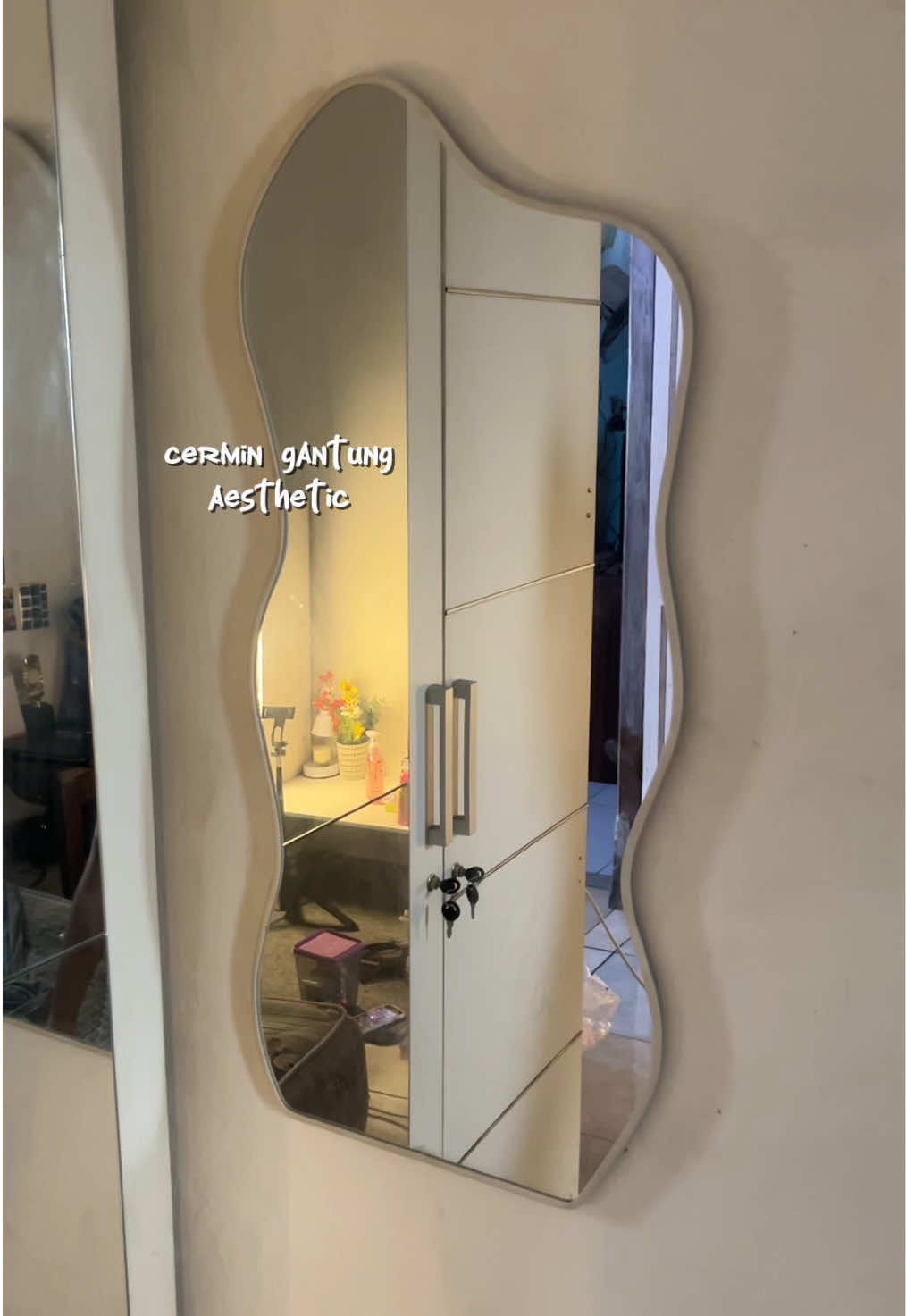 harus ada cermin di kamar, apalagi kalo cermin aesthetic ini😖🥰✨ #cermin #mirror 
