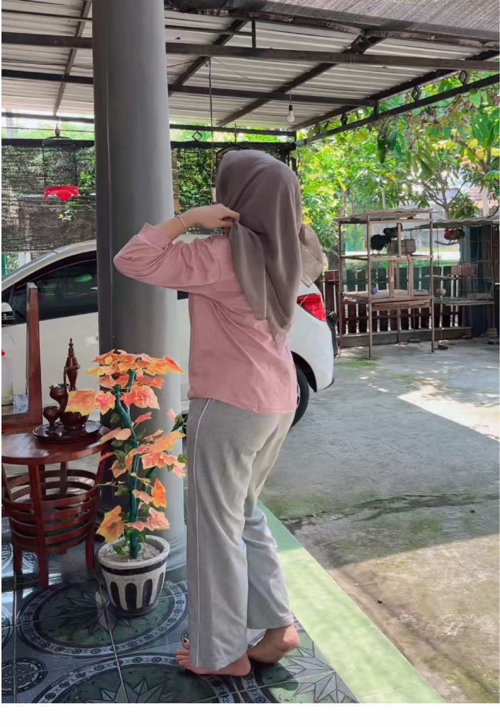 Cakep kan kaosnya #kaos #kaospanjang #kaoswanita 