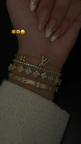 SHOP NOW at www.maisonndeluxe.com 🛍️😍 - 18K zirconia - High quality 😆 - Detailed luxury✨ #fyp #viralvideos #pourtoii #furdich #jewelry 