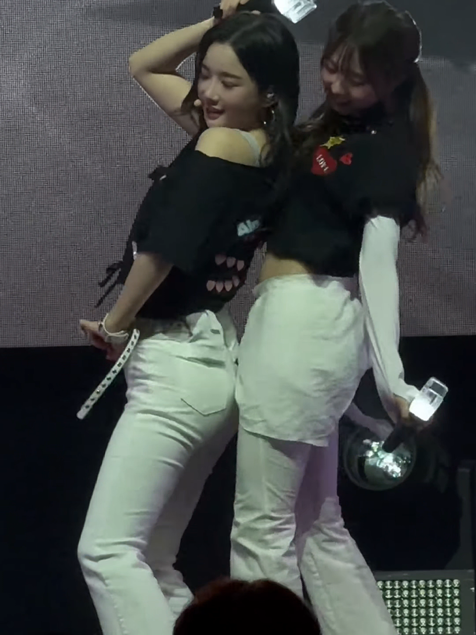 #tripleS #트리플에스 #yooyeon #hayeon #triplesfancam 