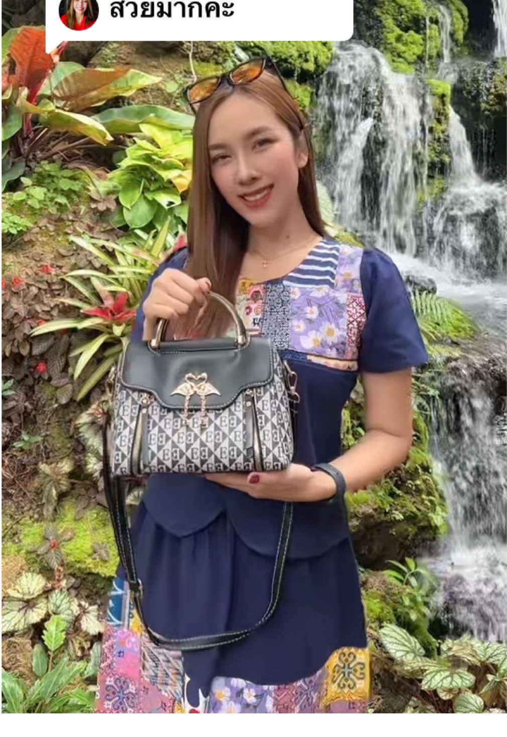 ตอบกลับ @ยายน้องไอซ์ กระเป๋าสะพายรุ่นนี้สวยจริงๆค่ะ #กระเป๋าสะพายข้าง #กระเป๋าสะพาย #กระเป๋าสวยๆ #กระเป๋าแฟชั่น #กระเป๋าผู้หญิง 
