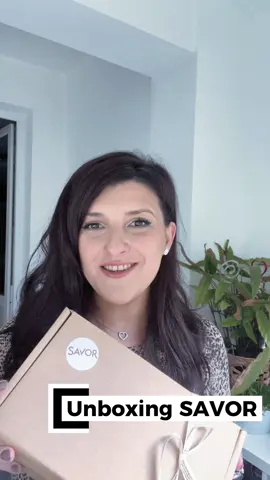 ✨ Unboxing SAVOR 🇷🇴 : fulgi naturali de mei,condimente,ceai de fructe și citrice și un mix sănătos de cereale și semințe. Gust autentic romanesc într-o singură cutie.  Mulțumesc pentru această cutie gustoasă! www.savorshop.ro @Savor #savor #madeinromania #produseromanesti #healthychoices #localfood 