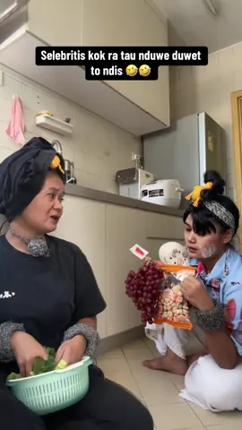 Suwe ra muncul sekaline muncul motone nutupi poni ndis 🤣🤣#zulbae #tiktokkomedi 