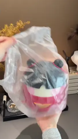 🪞 From Hair Ties to Cables—All in One Bin 🧺 Thick, durable quality with soft lid design 🎀 Perfect for hair ties, clips, and small beauty items 📱 Organizes phone stand, chargers & cables on your desk ✏️ Great for kids’ stationery—dust-proof with lid 🌸 Cute design makes any space look better #CuteStorage #DeskOrganizer #RoomAesthetic #HomeEssentials #Nezha