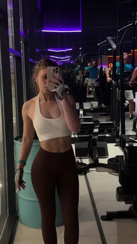 тгк: владычица всея руси #gymmotivation #GymTok #спортзалдевушки #gymgirl #womenworkout 