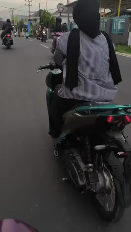 ketika cewemu yg bawa motor😍 #fyp #vario125modifikasi #masukberanda #xyzbcafypシ #trend 