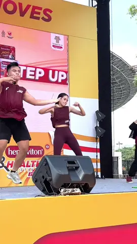 Asik bgt sih maudyyy😆 #fyp #fy #foryou #maudyayunda #xybca #dance #zumba #sport 
