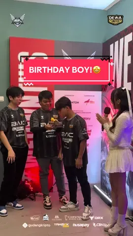 Happy birthday our EXP God @dewa.qinn 🎉  Kita aminin sama-sama wish dari QINN guys!🙂‍↕️ #DewaUnitedEsports #MPLIDS16 #DEWANAVI #MLBB #MobileLegends 