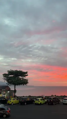 #sunsetmanado🌅 