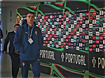 হ্যা এটাই আমাদের রোনালদো 😅 #cristianoronaldo #viralvideo #viral #viraltiktok #fyp 