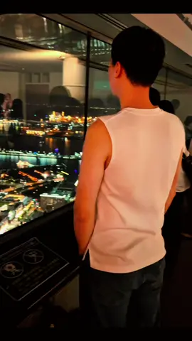 Phía xa thành phố người ta đã bật đèn đường#yokohama #QQ❤️ 