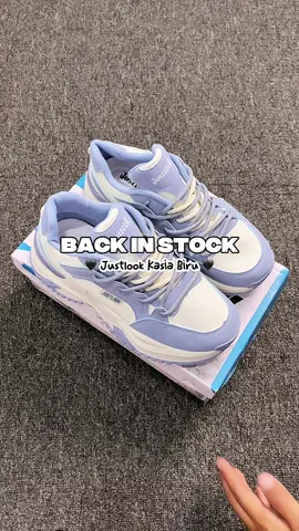 Yey kasia biru sudah restock🤗  #justlookshoes #sneakers #sepatuolahraga #sepatusport 