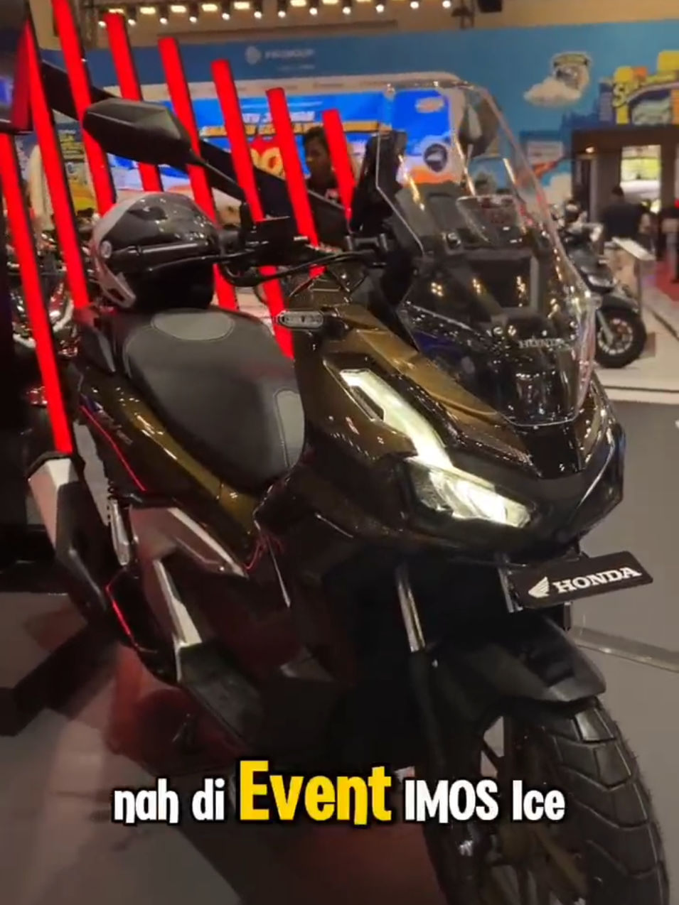 Honda ADV 160 SUV ROADSYNC bikin BroSis tetap terkoneksi tanpa ribet. #IMOS2025 #HondaNewADV160Roadsync #astramotorbsd #astramotor #bsd 