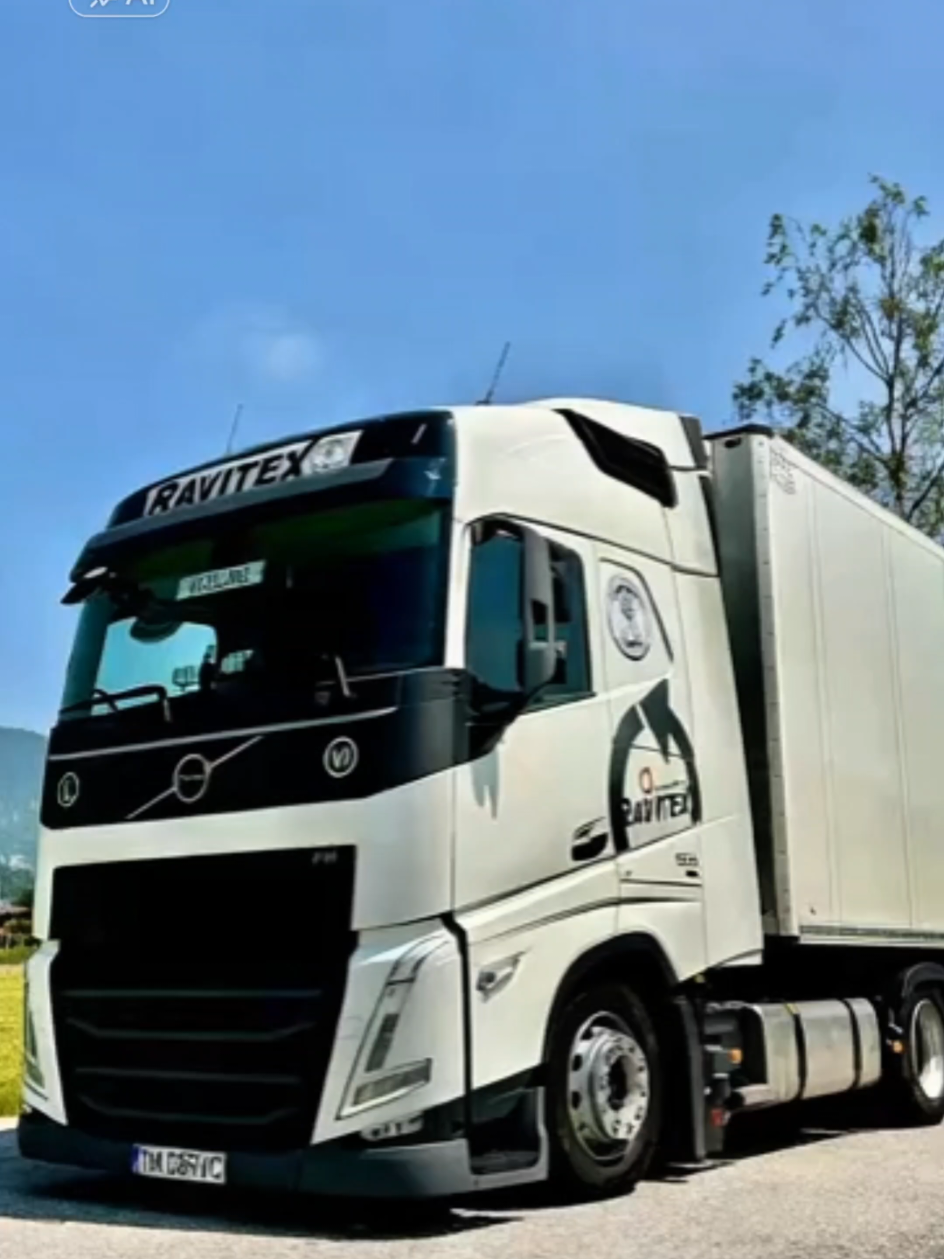 Ravitex SRL - Partenerul tău ideală pentru transportul sportul de mărfuri! #pamflet #CapCut #Ravitex #PoweredByRavitex #WeDriveForYourSucces 