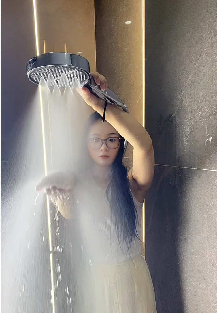 This is what makes a shower feel amazing 💕#showerhead #shower #boziwa #bathroom #bath 