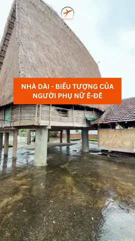 Trong nhà dài Ê-đê, phụ nữ là người giữ quyền lực 💪 Mỗi chi tiết trong nhà đều tôn vinh sự sinh sôi, thịnh vượng, và nữ quyền Văn hóa mẫu hệ có gì đặc biệt? 📝Ib ngay để được tư vấn và giữ chỗ - Tour Tây Nguyên siêu hấp dẫn  Limousine - đồng hành cùng bạn trên mọi hành trình  #limousine #dulich #haidangtravel #xuhướng #taynguyen 
