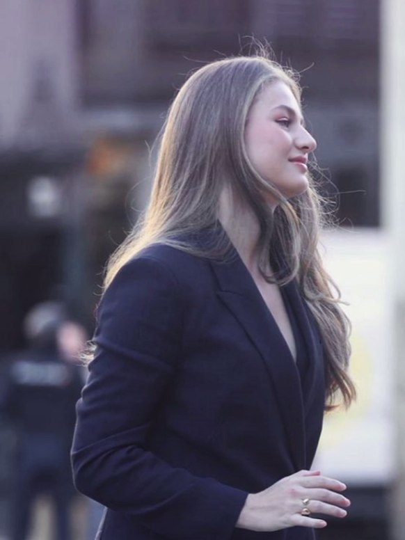 Princess Leonor is very beautiful  foto baruuu #leonorsofiacantik  #leonordeespaña  #LEONOR  #leonor  #fyppppppppppppppppppppppp 