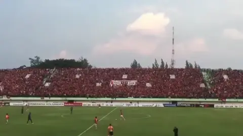 kenangan Jakmania penuhi Manahan Solo 2018 🧡👆#persijajakarta #jakmania #persija #jakmania #fyp 