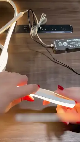 #yeechop #lights #neonlights #striplights #decoration #DIY #diylights #diyledlights #ledstriplights #LED #strip #lighting #tracklighting #neonlight #roommakeover #electroniclighter #design #installation 