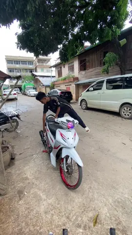 #🇲🇲 #110i_zoneสุรินทร์ #fypシ゚viral #ဘာညာဘာညာပေါ့ 