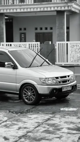 Panther LV turbo 2007 spek cumi siap kebal kebul  -nozzle upgrade zexel -Velg upgrade vnt original Toyota -downpipe upgrade full stainless -foglamp vinyx dobel laser -audio full power+sub -interior original -side exit stainless buang kanan Surat lengkap pajak hidup Mesin dijamin sehat turbo original normal boost standar kaki kaki kaki senyap shockbraker baru ceper tapi masih empuk service rutin pemakaian pribadi harga 120 nego sampe jadi lokasi solo minat silahkan hubungi wa yang tertera di bio