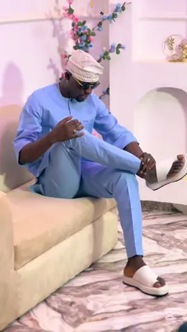 Crafted in Sky blue, only for turfmen🪡👌💙. #nigerianmenstyle #outfitinspo #foryoupage❤️❤️ #goviraltiktok #turfstyles 