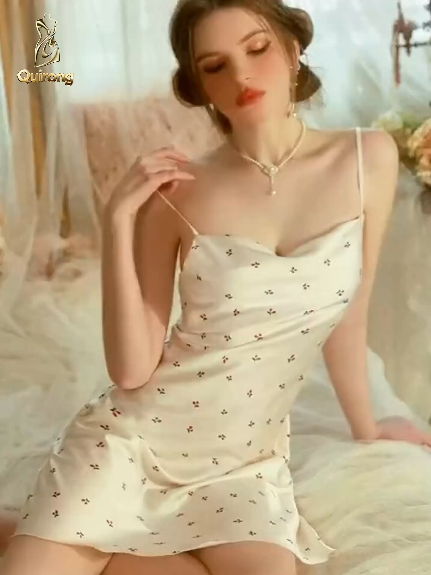 Put it on, and meet the softest version of yourself—regain your full vitality in a silky, gentle dream.#nightgown #衣服 #clothing #fashion