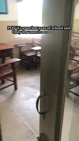 🥹 Bhot mushkil sy school me video bnata Hn 🥹💔#viralvideo #fypage #CapCut #scoollife #tiktok #fypシ゚ @👑Ghangwall King👑 @Ahmed hayat @𝘿𝘼𝙎 𝘽𝙤𝙮𝙯 ✈️ 