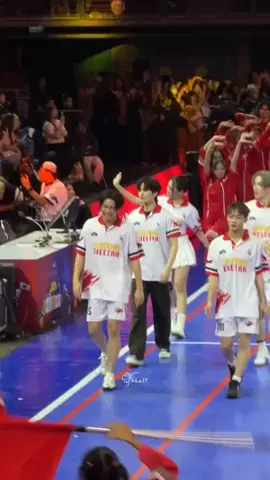 #အရင်ဟာလေးတေလွမ်းလို့ပြန်တင်မယ်နော်🤭🥰🥰🥰#perthsanta #ချစ်ရင်အသဲပေး💖 #ငါ့viewတွေဘယ်ရောက်သွားတာလဲ #fypပေါ်ရောက်စမ်း😒👊🏻မရောက်လည်းနေ🥴 