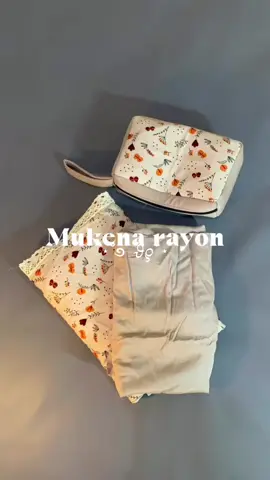 seneng banget nemu mukena yang ademm bgt dipake 🥹🫶🏻✨ #mukenamurah #mukenabali #mukenarayon #fyp #mukenamotif 