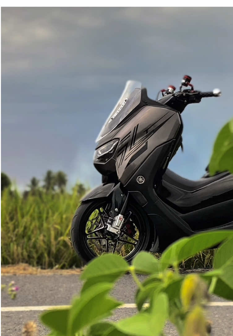Upgrade apalagi nih, mau titanium tapi merah ada gak sih?😞 #nmax #nmaxnew #nmaxmodifikasi 