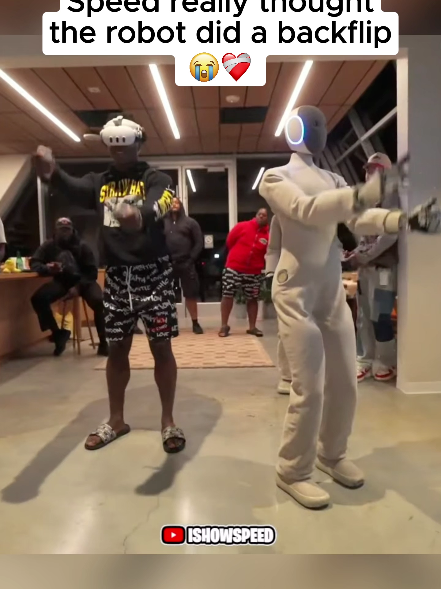 Speed thought the 1x Robot did a backflip 😭❤️‍🩹 #ishowspeed #fyp #viral #twitch