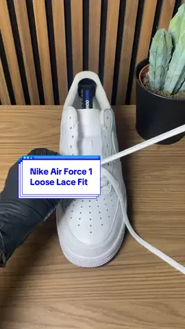 Tag die ene Nike Air Force persoon 👀 #sneakers #lacetutorial #sneakerhacks #airforce1 #shoelacestyle 