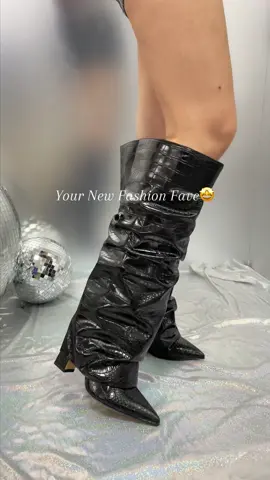 Black Crocodile Texture Knee-High Boots🖤#boots #fashionstyle #crocboots #kneehighboots #footwear 