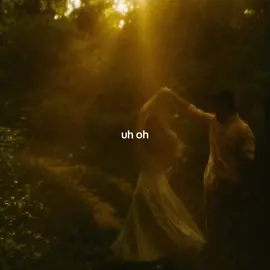 i’m think am falling in love 💛 #labirynth #taylornation #fallinginlove #pinterest #aestheticvideos 
