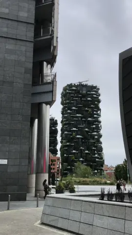 #ميلانو🇮🇹シ #🇮🇹🇮🇹🇮🇹🇮🇹🇮🇹 #🇪🇺✈️🇪🇦🇨🇵🇩🇪🇮🇹 #المانيا_السويد_النمسا_النروج_دينيمارك #سويسرا🇨🇭 