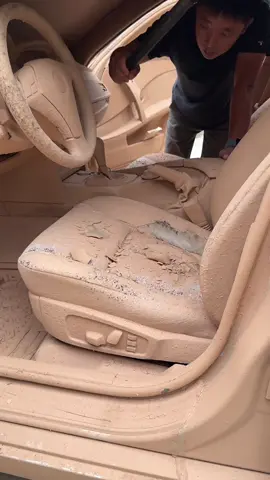 #washingcar #cleaningcar #asmr #viralvideo #viraltiktok 