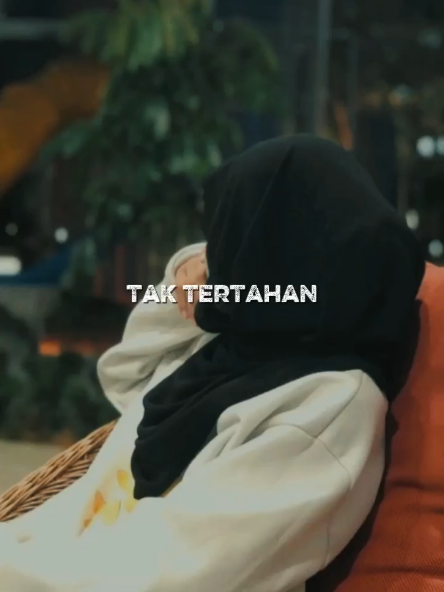 entah mengapa, hatiku terus gelisah? #saatkaupergi #bcl #lirikcapcut #karetdua #CapCut 