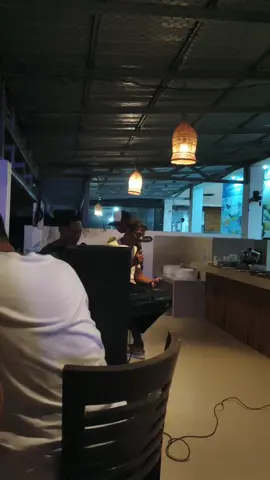 Boleh mengemis tpi jang terlalu mengemis ngemis ✨