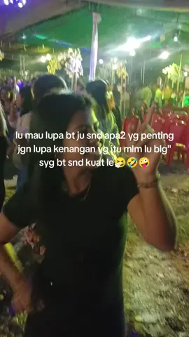 Jadi tolong ew mo lupa na ingat baik²🤣🤣🤸‍♂️🤧🥶#ikutanyangviral🤣🤣🤸‍♂️🙏👊🏻 #kefamenanuttu🤗❤️ #semogafypシ🙏🙏😊😍💜💜💜💜💜💜 #lewatberandafypシ😎🥰❤💜⚘ #fypppppppppppppppppppppppppppppp 