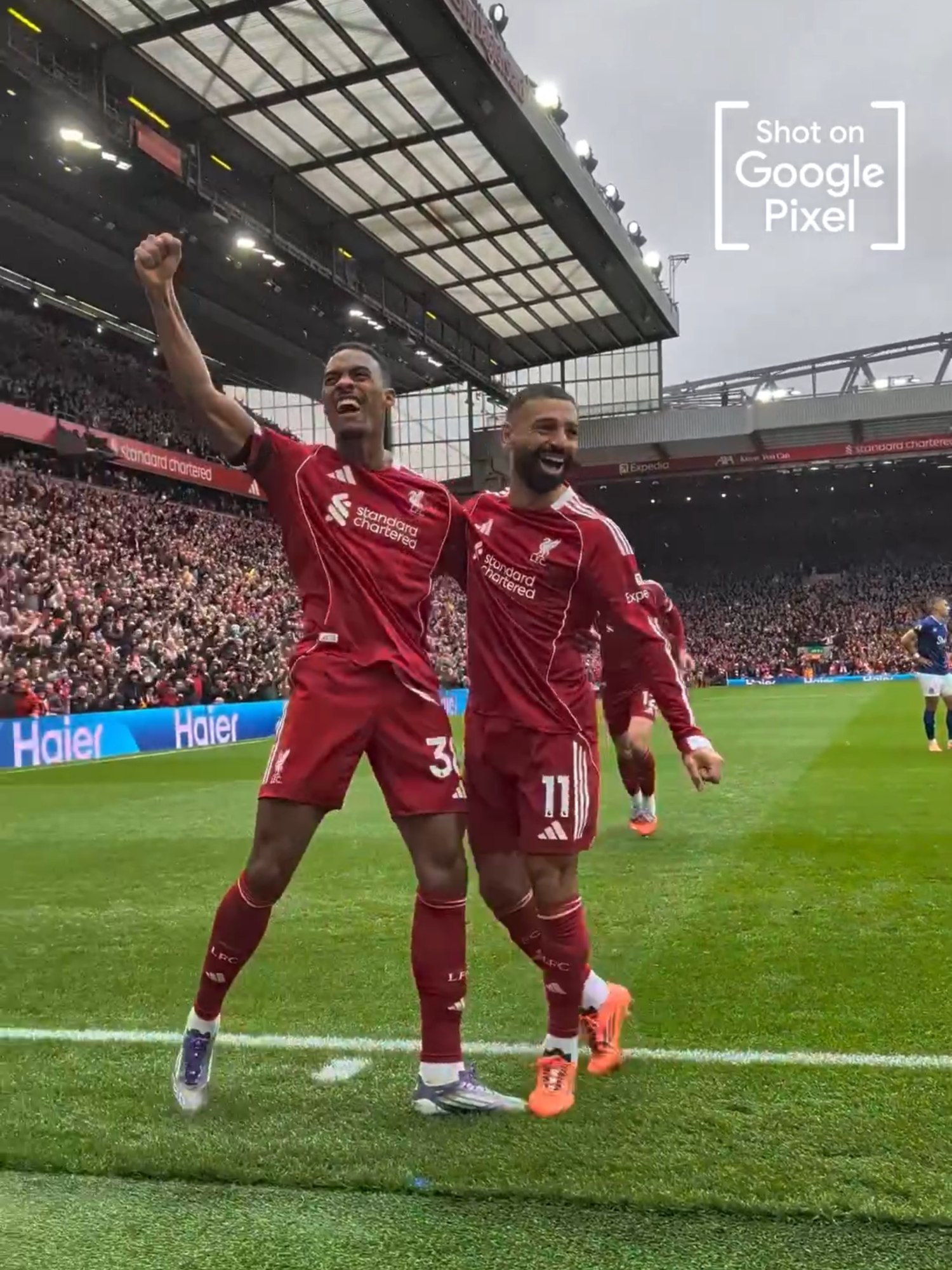 Extraordinary from Gravenberch 😮‍💨 Last time out in the Premier League ⏪ #TeamPixel
