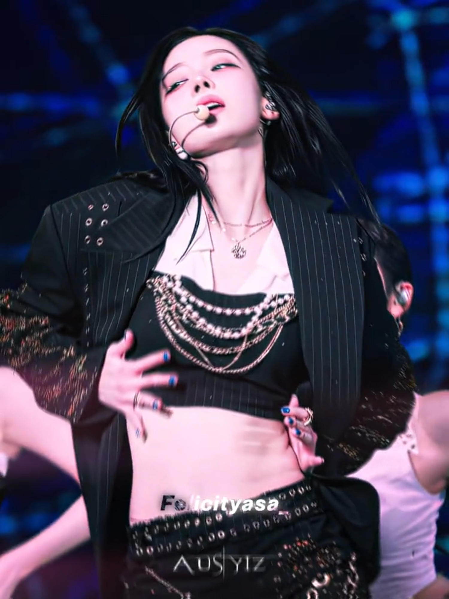 Isn't she so charming?😍🥰🫠 #winter #aespa #kpop #kpopedit