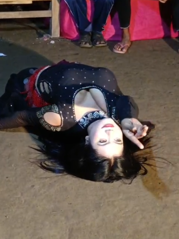 ভাইরাল সোরোবি হট #বিয়েবাড়ি #dance 